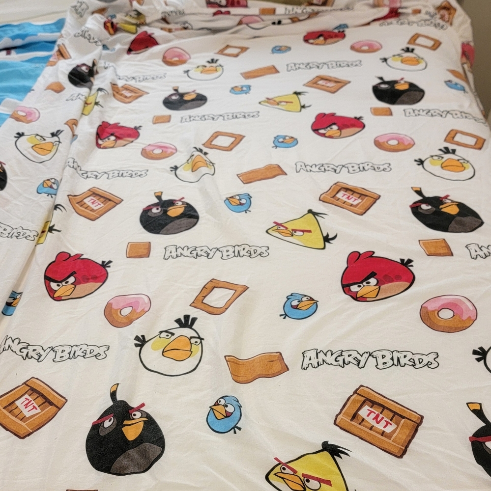 Angry Birds Twin Sheet no pillow case